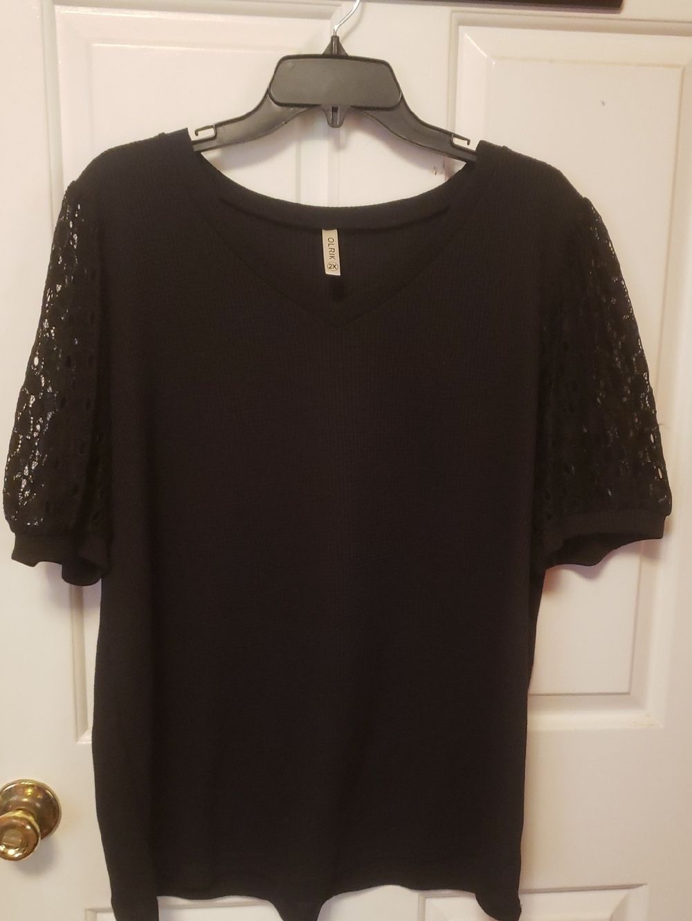 OLRIK BLACK 2X TOP.